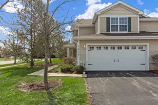 362 N Keswick Cir, Round Lake, IL 60073 - Photo 1