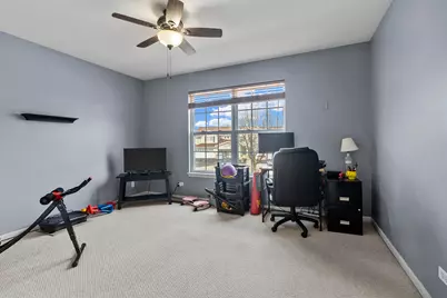 362 N Keswick Circle, Round Lake, IL 60073 - Photo 17