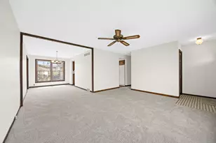 494 Flint Trail, Carol Stream, IL 60188 - Photo 5