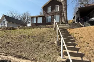 143 Diagonal St, Savanna, IL 61074 - Photo 3