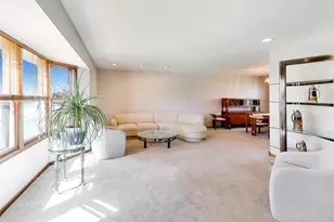 507 Ridgewood Ln, Buffalo Grove, IL 60089 - Photo 3