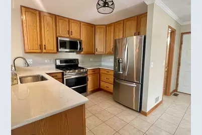 517 Willow Way #32-D1-317, Lindenhurst, IL 60046 - Photo 9