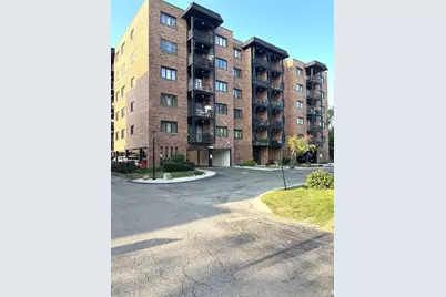 9332 Landings Lane #504, Des Plaines, IL 60016 - Photo 1