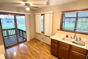 635 Big Timber Dr, Joliet, IL 60431 - Photo 9