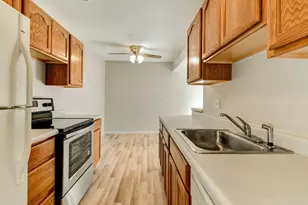 7413 Brookdale Dr, Darien, IL 60561 - Photo 9