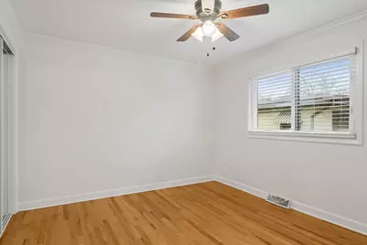 934 N Wheeling Road, Mount Prospect, IL 60056 - Photo 13