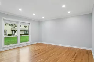 934 N Wheeling Rd, Mount Prospect, IL 60056 - Photo 3