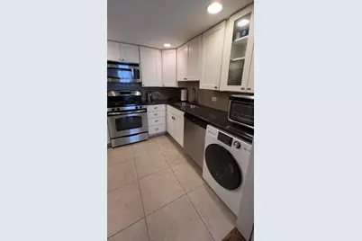 542 W Arlington Place #F, Chicago, IL 60614 - Photo 3