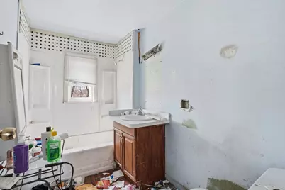 122 W 150th Street, Harvey, IL 60426 - Photo 7