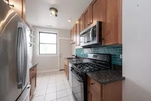 3052 W Sunnyside Ave, Chicago, IL 60625 - Photo 5
