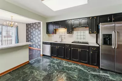 2239 Seaver Lane, Hoffman Estates, IL 60169 - Photo 9