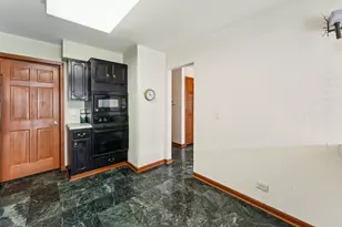 2239 Seaver Ln, Hoffman Estates, IL 60169 - Photo 11