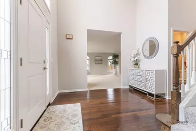 2955 Roslyn Lane E, Buffalo Grove, IL 60089 - Photo 5