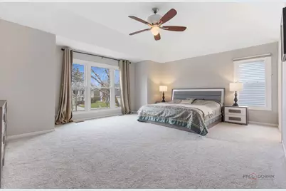 2955 Roslyn Lane E, Buffalo Grove, IL 60089 - Photo 21