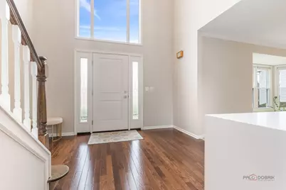 2955 Roslyn Lane E, Buffalo Grove, IL 60089 - Photo 3