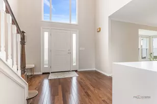 2955 Roslyn Ln E, Buffalo Grove, IL 60089 - Photo 3