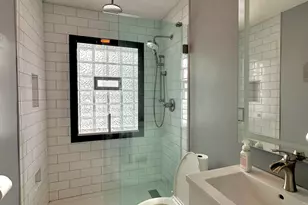 1636 Manchester Ave, Westchester, IL 60154 - Photo 9