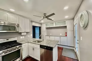 1636 Manchester Ave, Westchester, IL 60154 - Photo 5