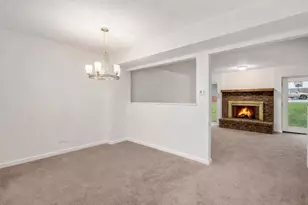 4735 Yender Ave, Lisle, IL 60532 - Photo 5