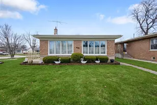 167 Kingston Pl, Chicago Heights, IL 60411 - Photo 3