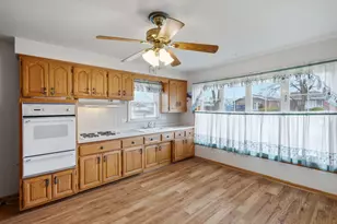 167 Kingston Pl, Chicago Heights, IL 60411 - Photo 5