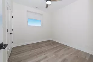 3762 S Indiana Ave, Chicago, IL 60653 - Photo 5