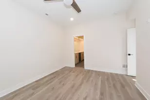 3762 S Indiana Ave, Chicago, IL 60653 - Photo 11