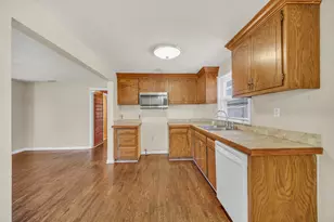 900 W Audrey Ave, Joliet, IL 60436 - Photo 11