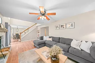 174 Edgewater Ct, Montgomery, IL 60538 - Photo 9