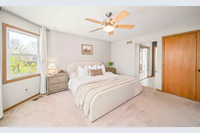 174 Edgewater Court, Montgomery, IL 60538 - Photo 23