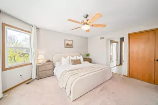 174 Edgewater Ct, Montgomery, IL 60538 - Photo 23