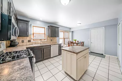 174 Edgewater Court, Montgomery, IL 60538 - Photo 15