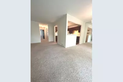 225 Deerpath Court #C2, Schaumburg, IL 60193 - Photo 5