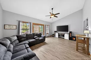 5802 Fieldstone Trail, McHenry, IL 60050 - Photo 7