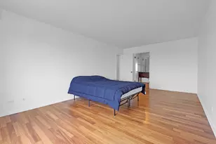 4901 Golf Rd, Skokie, IL 60077 - Photo 15