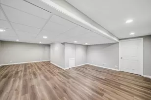 1239 Thackery Ct, Naperville, IL 60564 - Photo 21