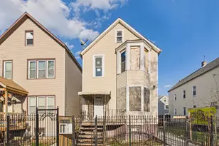 8747 S Escanaba Ave, Chicago, IL 60617 - Photo 1