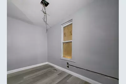 8747 S Escanaba Avenue, Chicago, IL 60617 - Photo 7