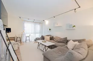 2201 N Cleveland Ave, Chicago, IL 60614 - Photo 3