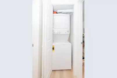 2201 N Cleveland Avenue #104, Chicago, IL 60614 - Photo 9