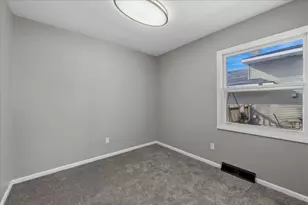 203 Clark St, Monroe Center, IL 61052 - Photo 15