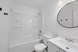 203 Clark St, Monroe Center, IL 61052 - Photo 9