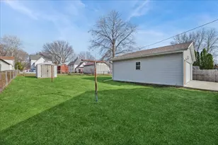 203 Clark St, Monroe Center, IL 61052 - Photo 19