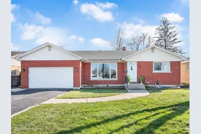 392 E Saint Charles Road, Elmhurst, IL 60126 - Photo 1