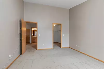 219 Silverstone Drive #219, Carpentersville, IL 60110 - Photo 9