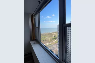 4250 N Marine Drive #2827, Chicago, IL 60613 - Photo 13