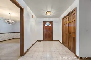 5S440 Beau Bien Blvd, Naperville, IL 60540 - Photo 9