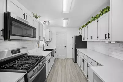 2810 175th Street, Hazel Crest, IL 60429 - Photo 3