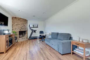 51 W Rozanne Dr, Addison, IL 60101 - Photo 17