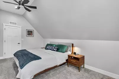 3426 N Albany Avenue, Chicago, IL 60618 - Photo 25